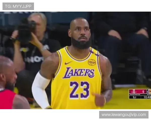 湖人逆转勇士再添胜绩 詹姆斯关键表现引热议